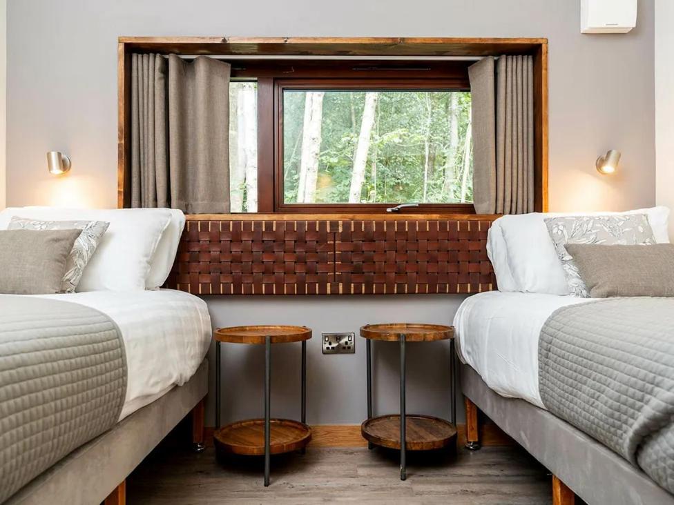 Keldy Forest Cabins - Forest Holidays Пикъринг Екстериор снимка
