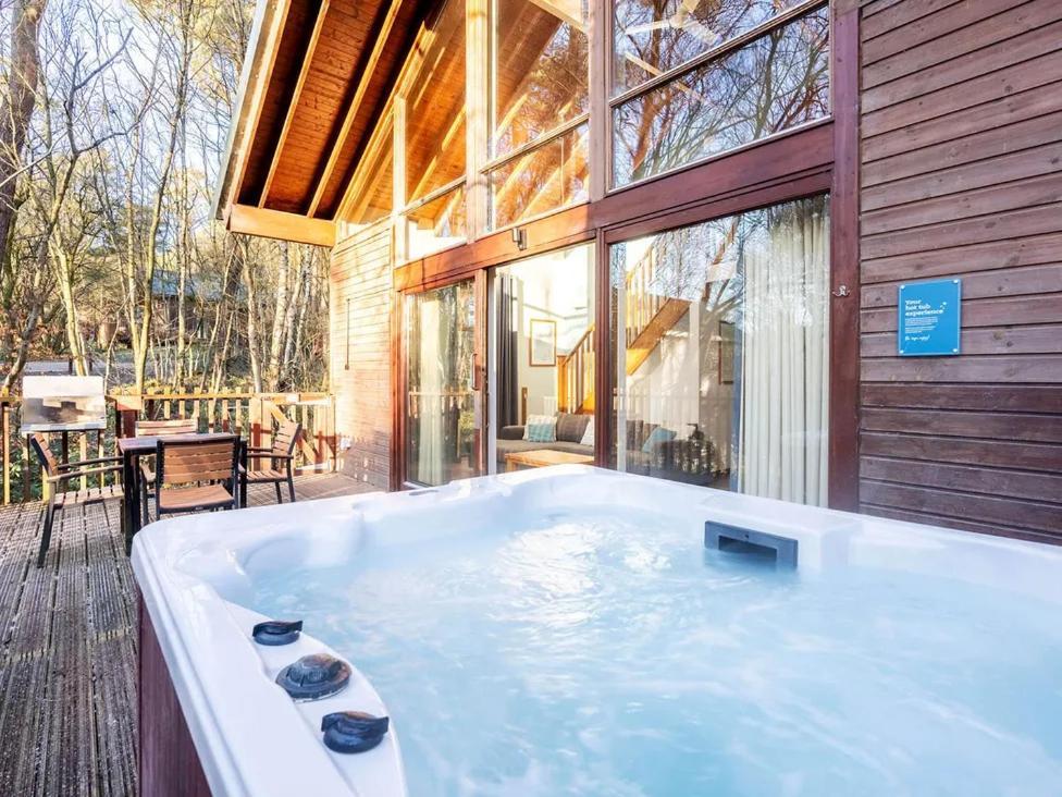 Keldy Forest Cabins - Forest Holidays Пикъринг Екстериор снимка